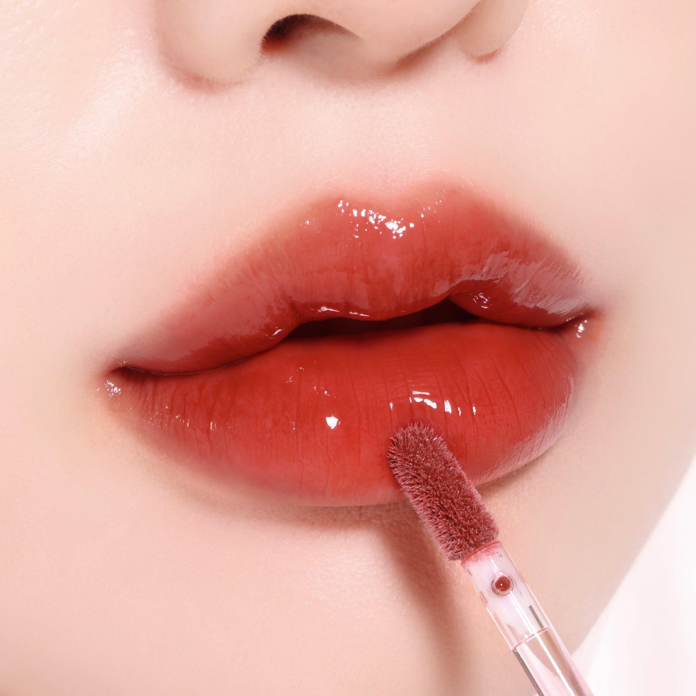 Lip makeup, Makeup, Lip gloss, ტუჩის მაკიაჟი, კოსმეტიკა, გლოსი, Black Rouge, Black Rouge Chewy Lip Glaze, Beauty Bar, Korean Cosmetics, ბიუთი ბარი, კორეული კოსმეტიკა
