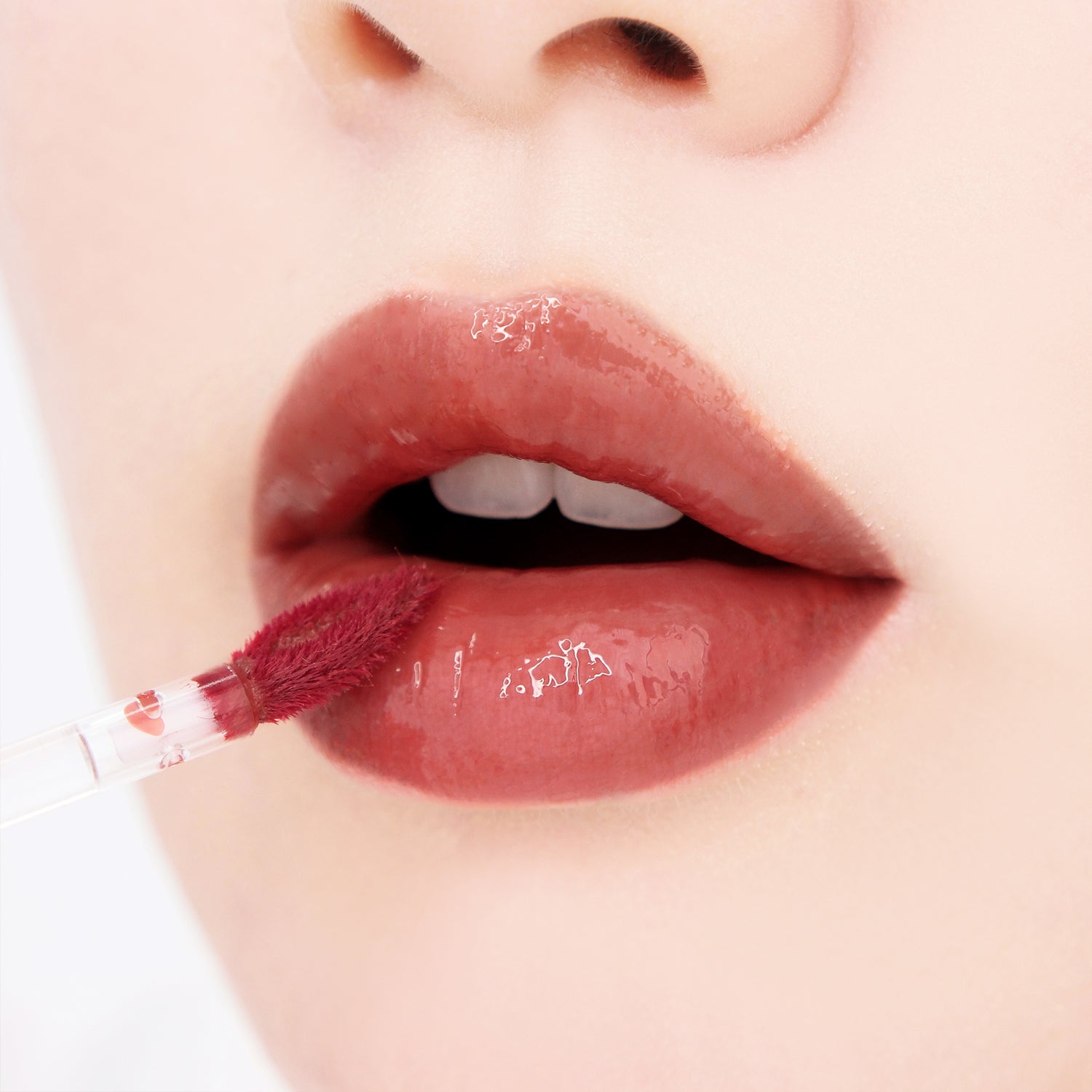Lip makeup, Makeup, Lip gloss, ტუჩის მაკიაჟი, კოსმეტიკა, გლოსი, Black Rouge, Black Rouge Half N Half Water Glow 2, Beauty Bar, Korean Cosmetics, ბიუთი ბარი, კორეული კოსმეტიკა