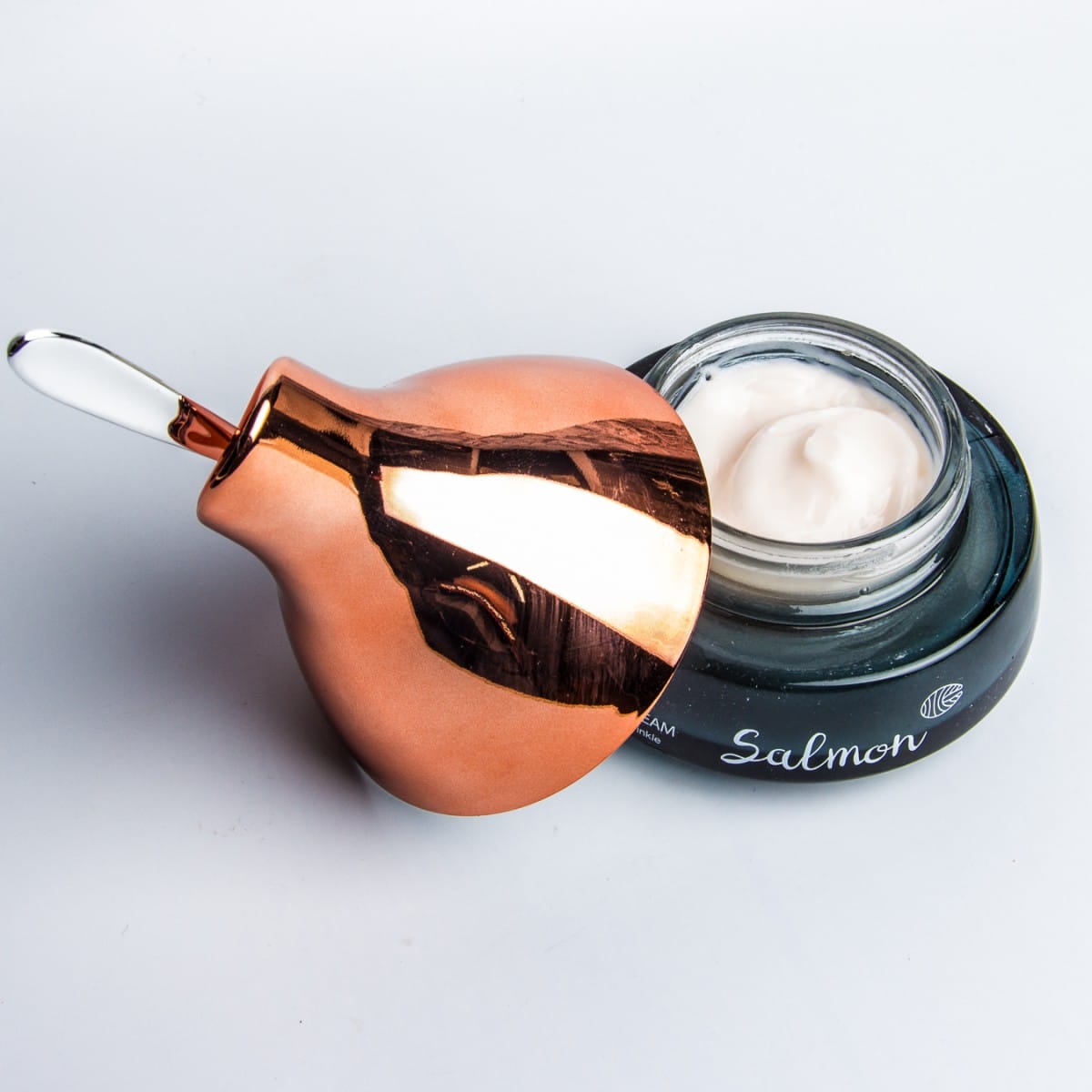 Farmstay Salmon Oil & Peptide Vital Cream